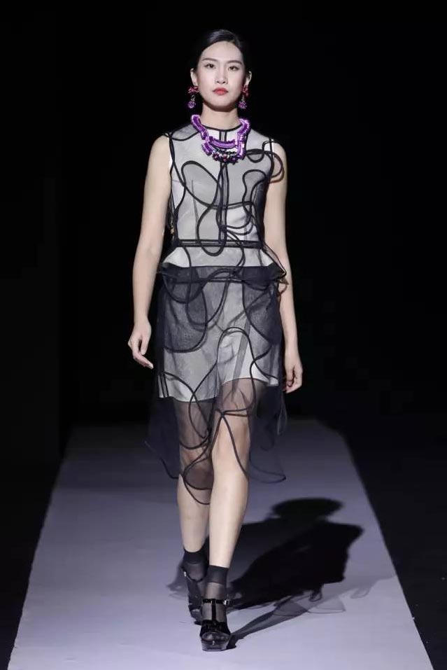 2017哈尔滨国际时装周 LONGSHAW WARD 作品