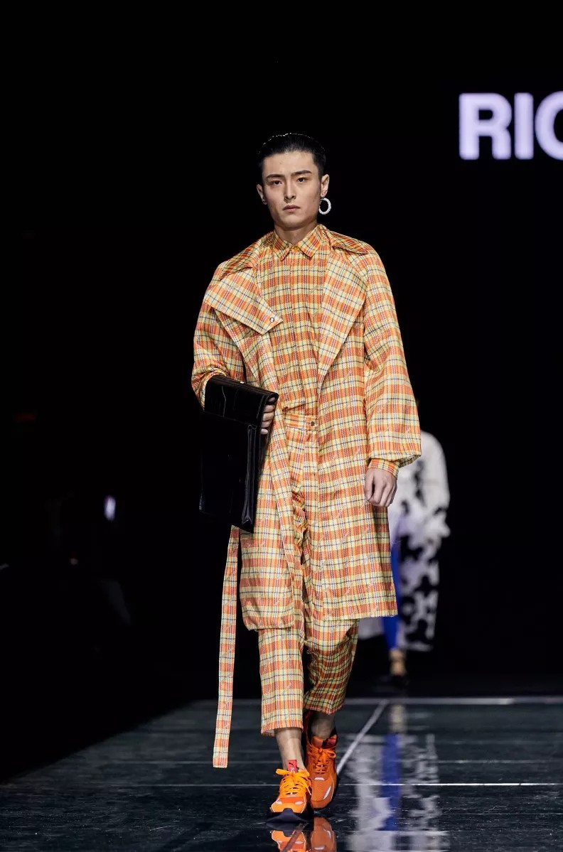 1551683798(1).jpg 1551683798(1).jpg