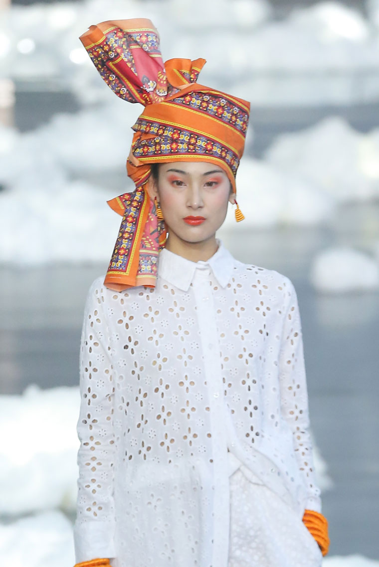 ZHOU1821.jpg
